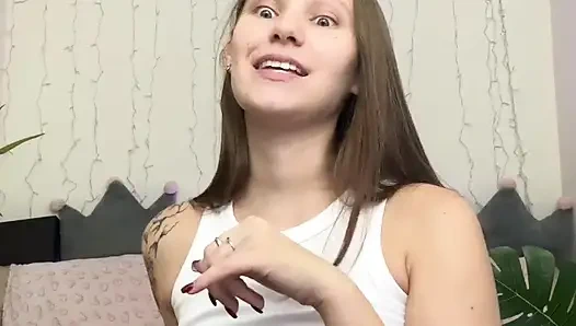 Suka mengisap dan pembicaraan yang sangat kotor!