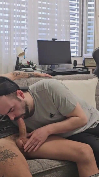 Epski trenutak iz filma "Straight Hot Guy iz teretane uvjeren"