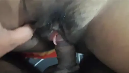 Hintli koca ateşli evli kadınla seks yapıyor