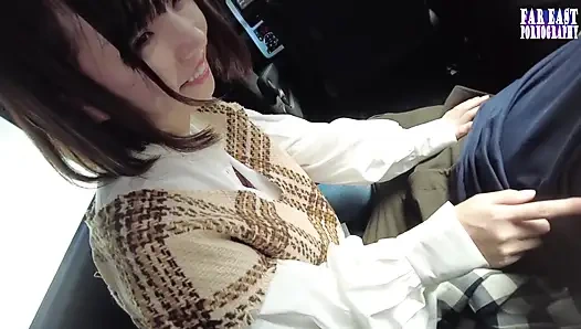 Her sıcak damlanın tadını çıkaran kısa saçlı tatlı kızla trenle azdırma randevusu bölüm 1