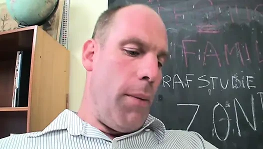 Susanna tahu caranya dudukin