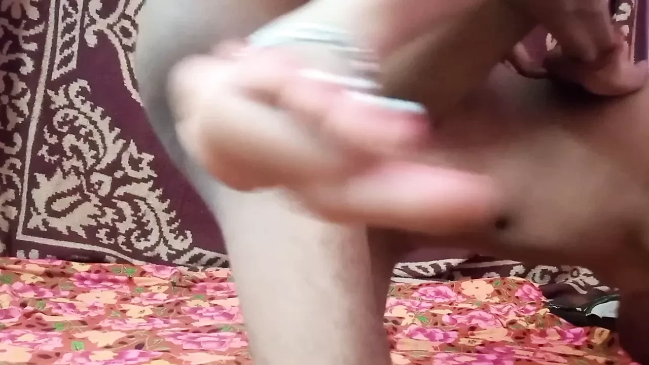 Desi bhabhi fucked by bitch Indian bhabhi fuck in day