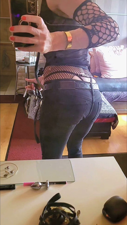 🟨Yellow wedge heels, G-STAR low-rise black jeans, corset. ²⁰²⁶ VaneSsaBiTcHx PariSChienneTrvprod⁹¹
