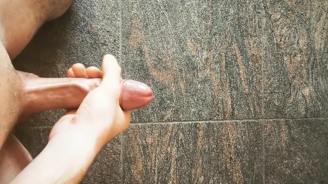 Jerking off while my girlfriend isn't at home