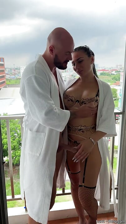 Horny Cheating Wife Rides Her Boss’s Thick Cock During a Business Trip