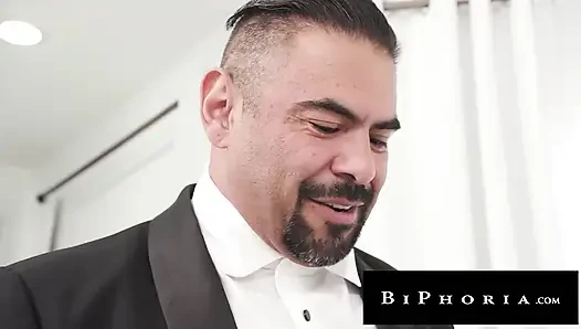 BIPHORIA - "Мне нужно что-то в рот, это успокаивает меня, ты лучший человек, теперь помоги мне"