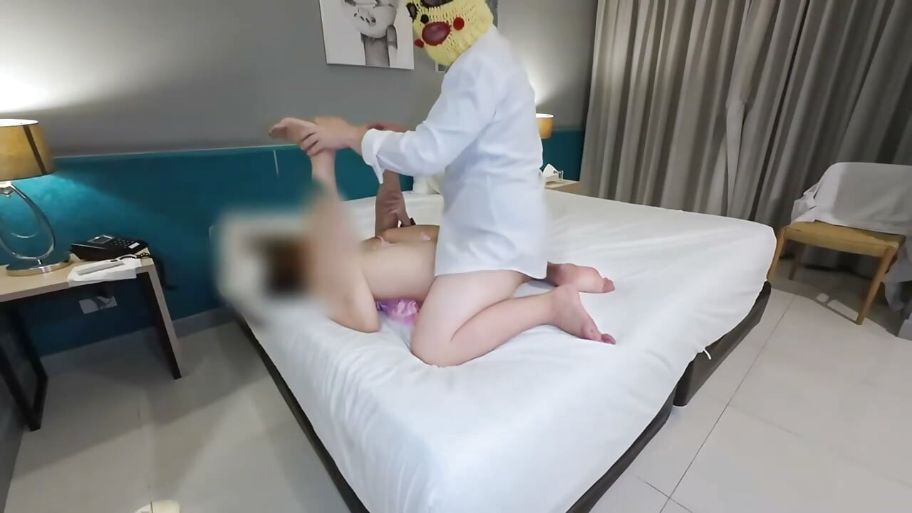 Ninew A beautiful girl who gets a great job only has to be cum in her.