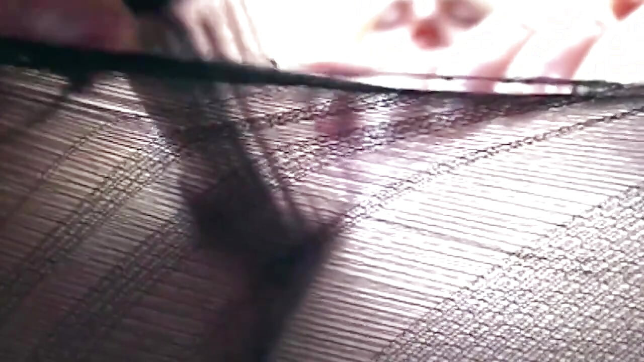 Blonde Spreads Fresh Cum Over Her Body