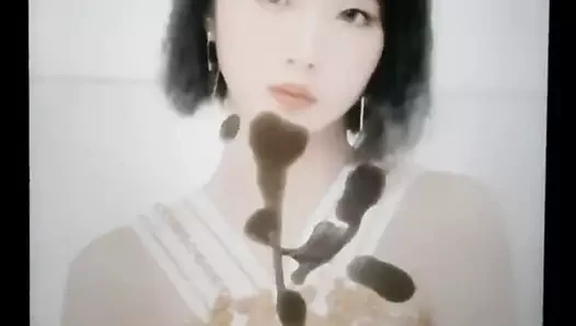 Loona yeojin boşalmak haraç 1