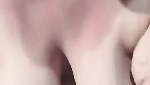 Üvey baba prensese yeni kıyafeti giydirdi ve şimdi ona soyunma zamanı geldi etkilendi
