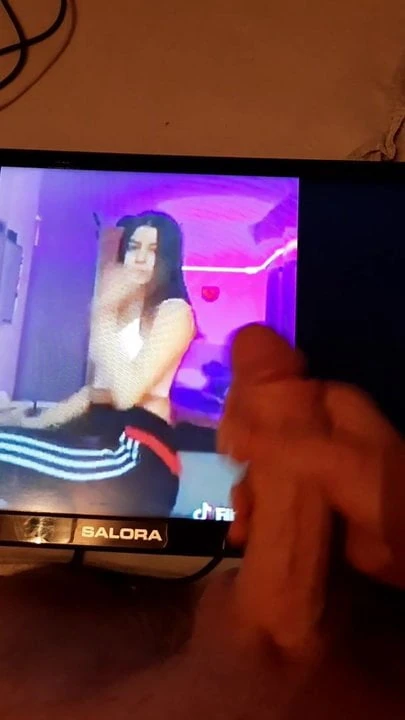 Cumtribute for hot babe