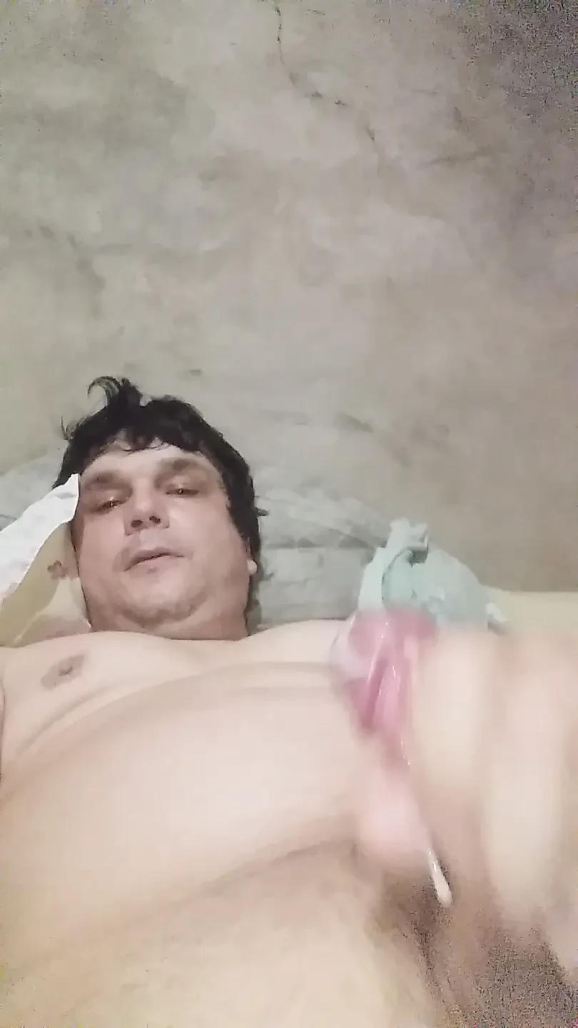 A porra caiu muito e correu pela virilia