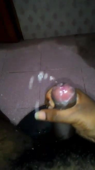arab black dick cumming hard