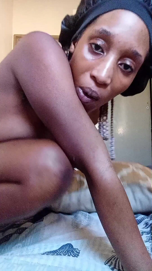 watch me fuck my self with a pillow | Clip 1