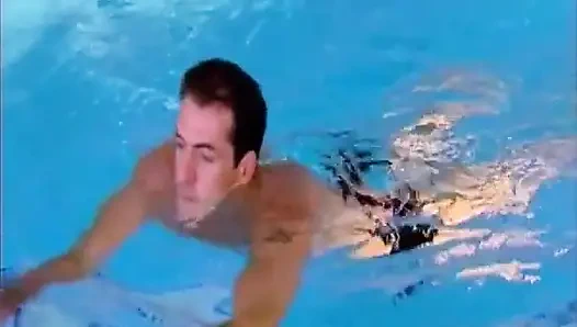 Gloria Gucci Ateşli Iç Çamaşırlı Amcık Yalıyor Ve Parmaklıyor