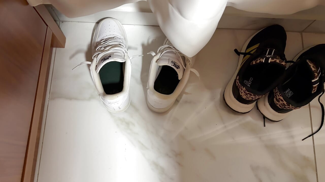 Hot fuck with my wife's Nike AF1 sneaker using the fleshlight and cumming inside