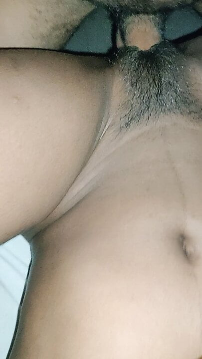 Indian bhabhi cheating on her husband and fucking with her boyfriend in oyo hotel room with Hindi Audio Part 35