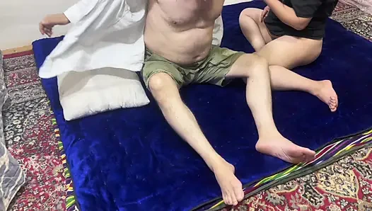 Büyük memeli üvey annemi siktim