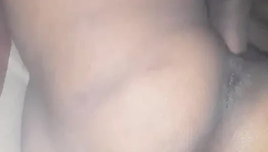 Meri sexi bhabi pyar se leti hui ful maje karti he
