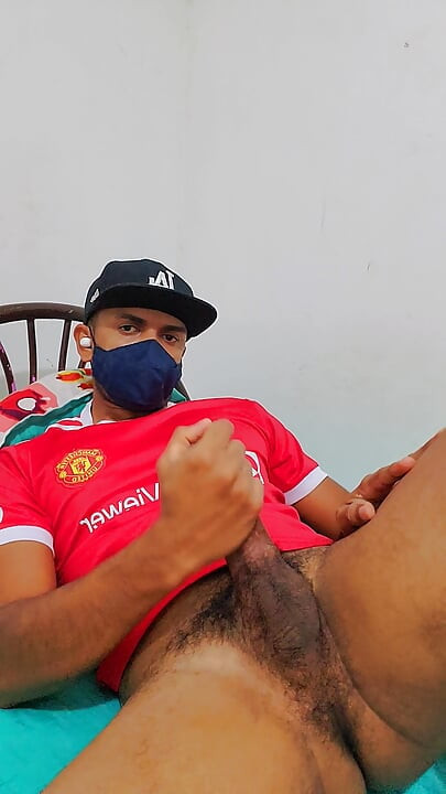 Huge Cock Is Masturbated