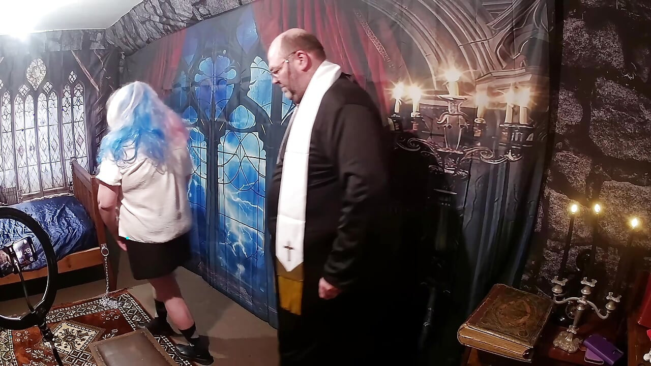 Parte 1: - Vigário e a estudante universitária!