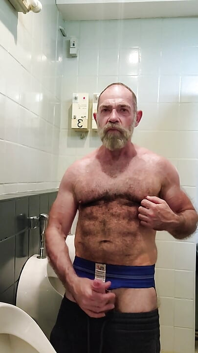 Meet Hairy stepdaddy at the Truckstop