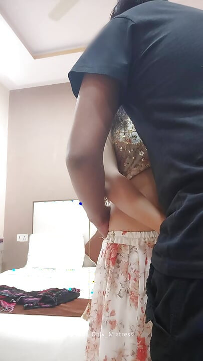 Slaves Exploring Desires:Amateur Couple's Intense Deep Connection, Playful Kisses, Oral, Foreplay & Complete Intimacy(Part 1)