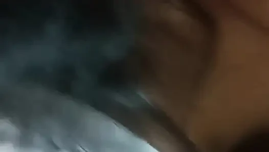 Bulaşık makinesi şefin yarağını emiyor
