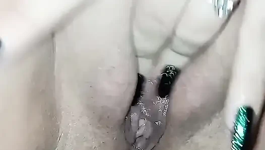 Завершение мастурбации киски, девушка Maja, Венгрия