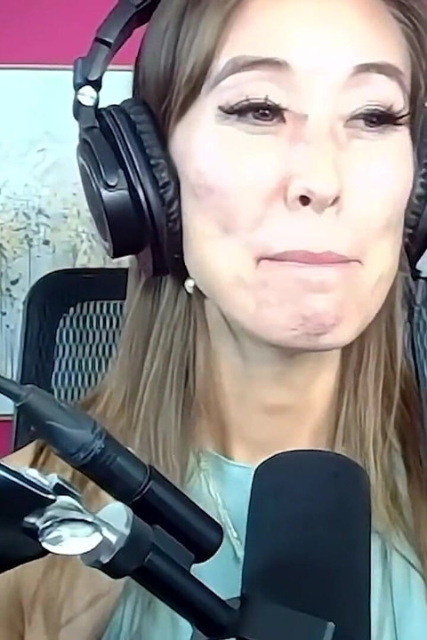 Trikepatrol röportajı - Christy Love (papaz, yetişkin sanatçı ve komedyen!)