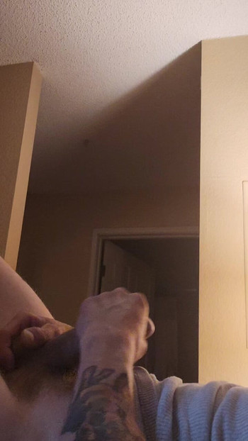 Making my self cum hard and loud.