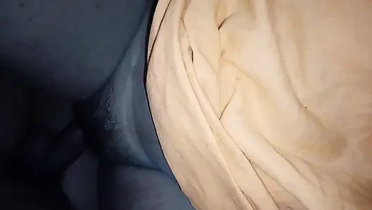 Heißes romantisches sexvideo. Dicke möpse und sexy titten-muschi ficken.