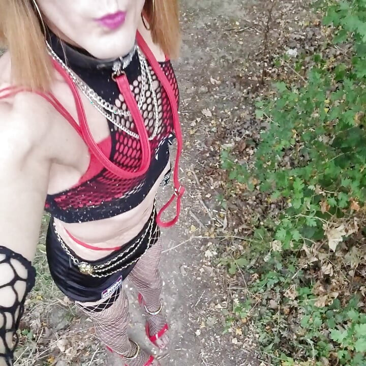 SchooL❣️Teacher shows off in the car park of La Faisanderie. [⁵Jul²⁶] ²⁰h ²³h VaneSsaBiTCHx PariSChienneTrvprod⁹¹