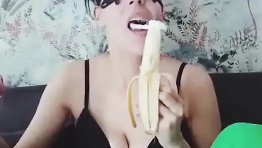 Do a on a banana, very sensual