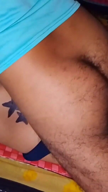 Detik tidak dapat dilupakan dari "Adik tiri dan abang tiri Video Seksi"