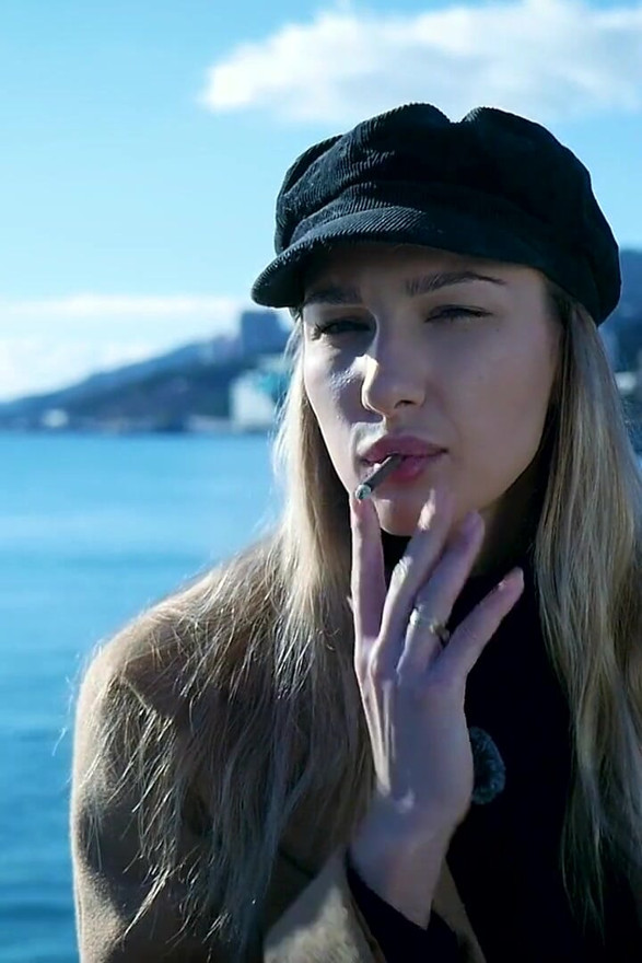 Outdoors Smoking with Beaty Russian Girl 1