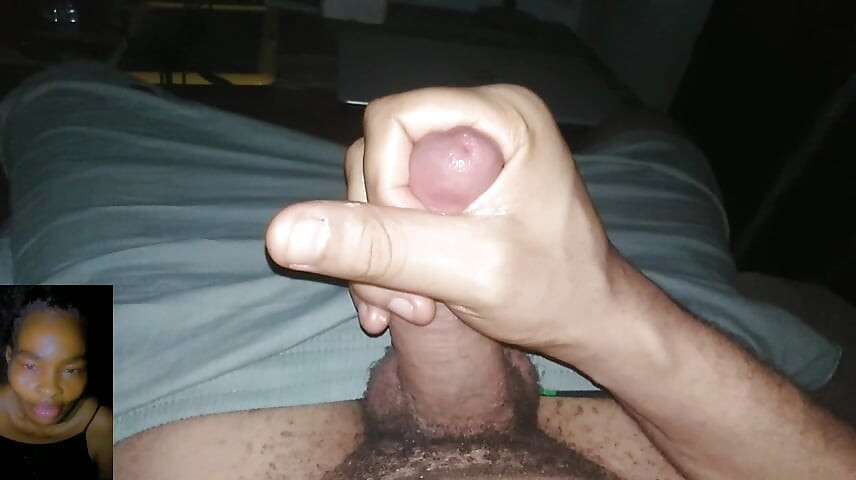 Masturbando com minha namorada em uma vídeo chamada