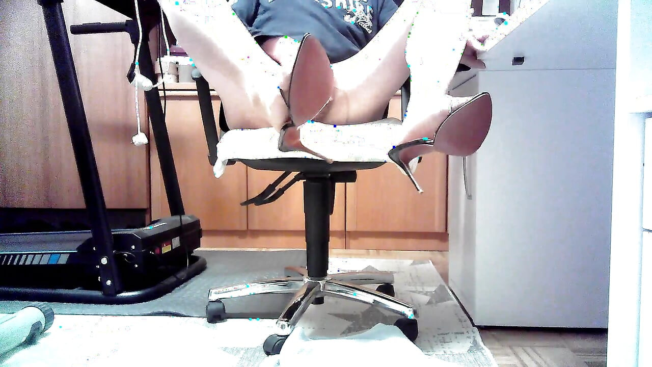 Meine geilsten heelspantoletten in pose