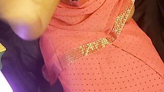 Pink saree seduction by tamil mum