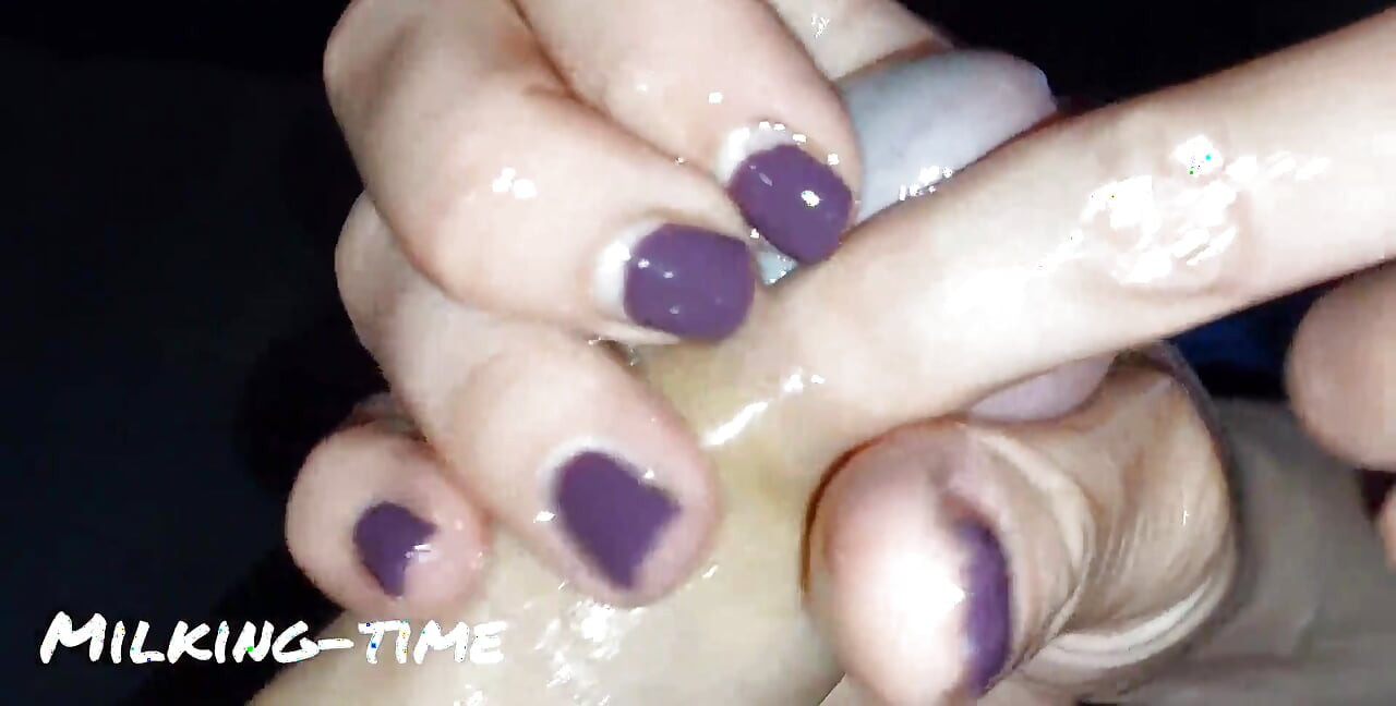 未割包皮阴茎的快乐（milking-time）