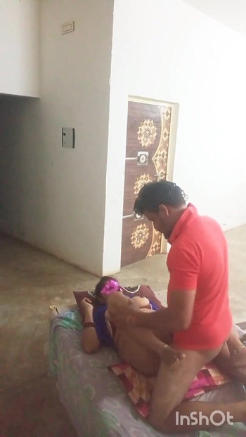 Desi Indian Bhabhi has sex with her boyfriend