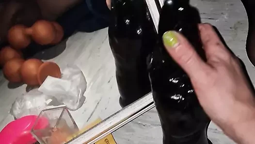 Sissy träumt von echten titten und fick neues Spielzeug.