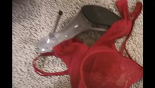 Die heißeste blonde schlampe reitet den härtesten großen schwanz