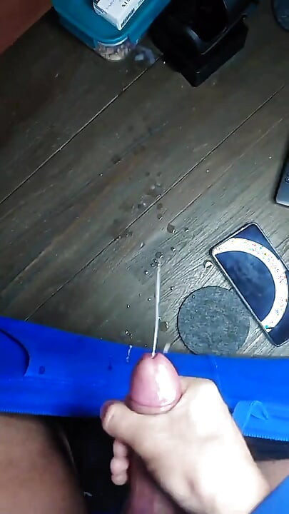 Young boy is jerking off and squirts a lot of sperm!