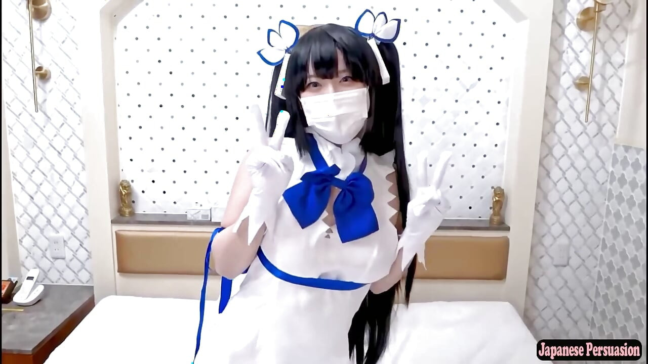 Amateur Cosplayer in Heroine Style Loves It Too Much and Completely Loses Control Tonight
