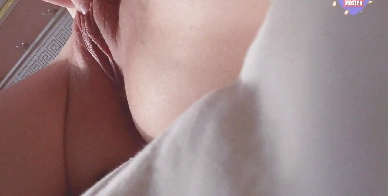 핑거링과 욱신거리는 보지의 핫한 모음집