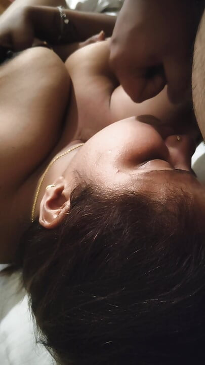 Indian MILF Slave Olivia Deepthroat Blowjob Face Fuck by her Master with Slap, Handjob Jerk Cumshot Happy Ending first time ever