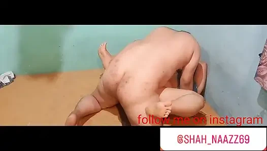 Она дает мне влюбленную киску, мы делаем лучшее воспоминание