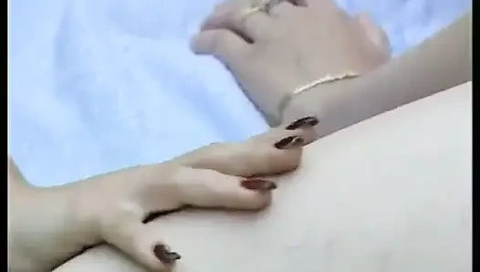 Duet lesbian yang super hot di udara terbuka