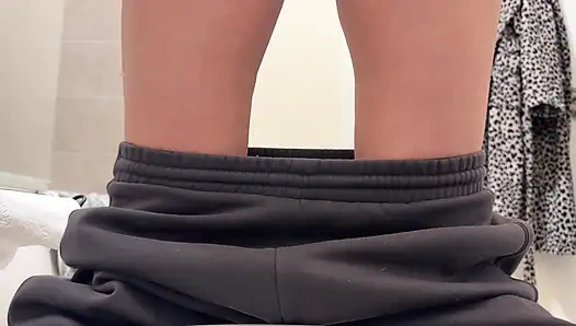 Грязная сливочная киска писает крупным планом, подборка